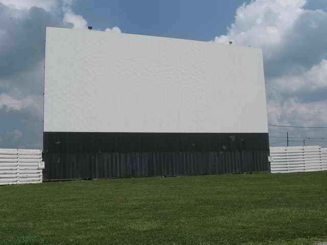 Star View Drive-In - 2010 Photo (newer photo)